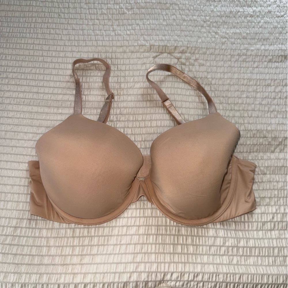 VS Nude Lightly Lined Full Coverage Underwire Convertible Bra 36C